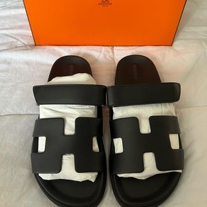 ❌ SOLD!!! ❌ Hermes Chypre Sandals Womens Black Leather Size 39